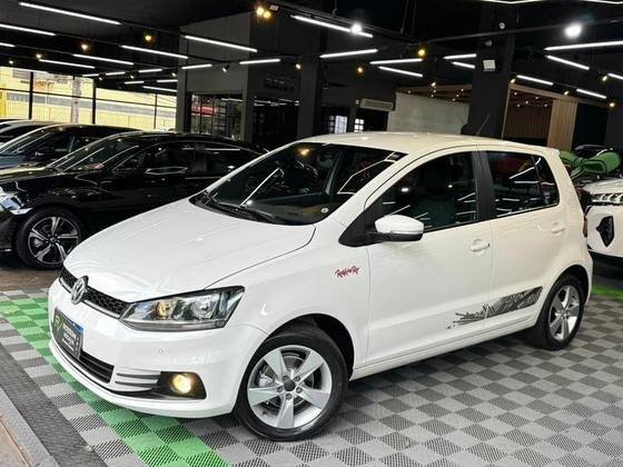 VOLKSWAGEN FOX 1.6 MI ROCK IN RIO 8V FLEX 4P MANUAL VOLKSWAGEN FOX 1.6 MI ROCK IN RIO 8V FLEX 4P MANUAL